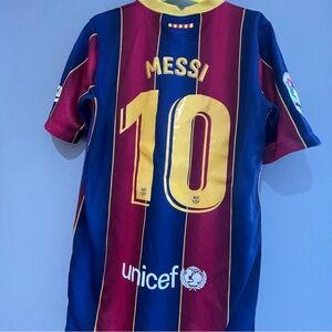 Messi- Kids Striped Soccer Jersey - Red, Blue, and Yellow
Barcelona